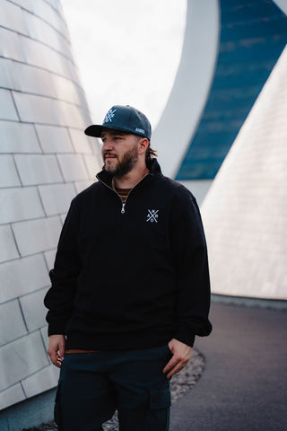 CREWNECK