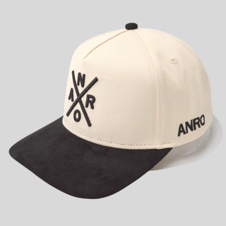 Casquette courbé beige – Suède noir